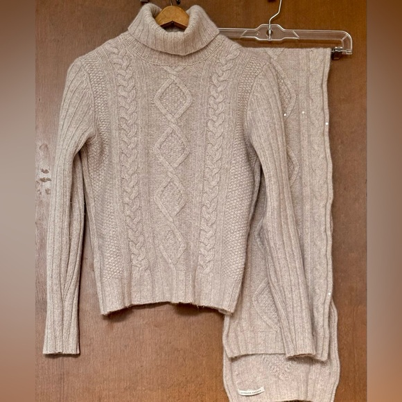 Vintage Banana Republic Angora Sweater and Scarf Set, M - Picture 2 of 12